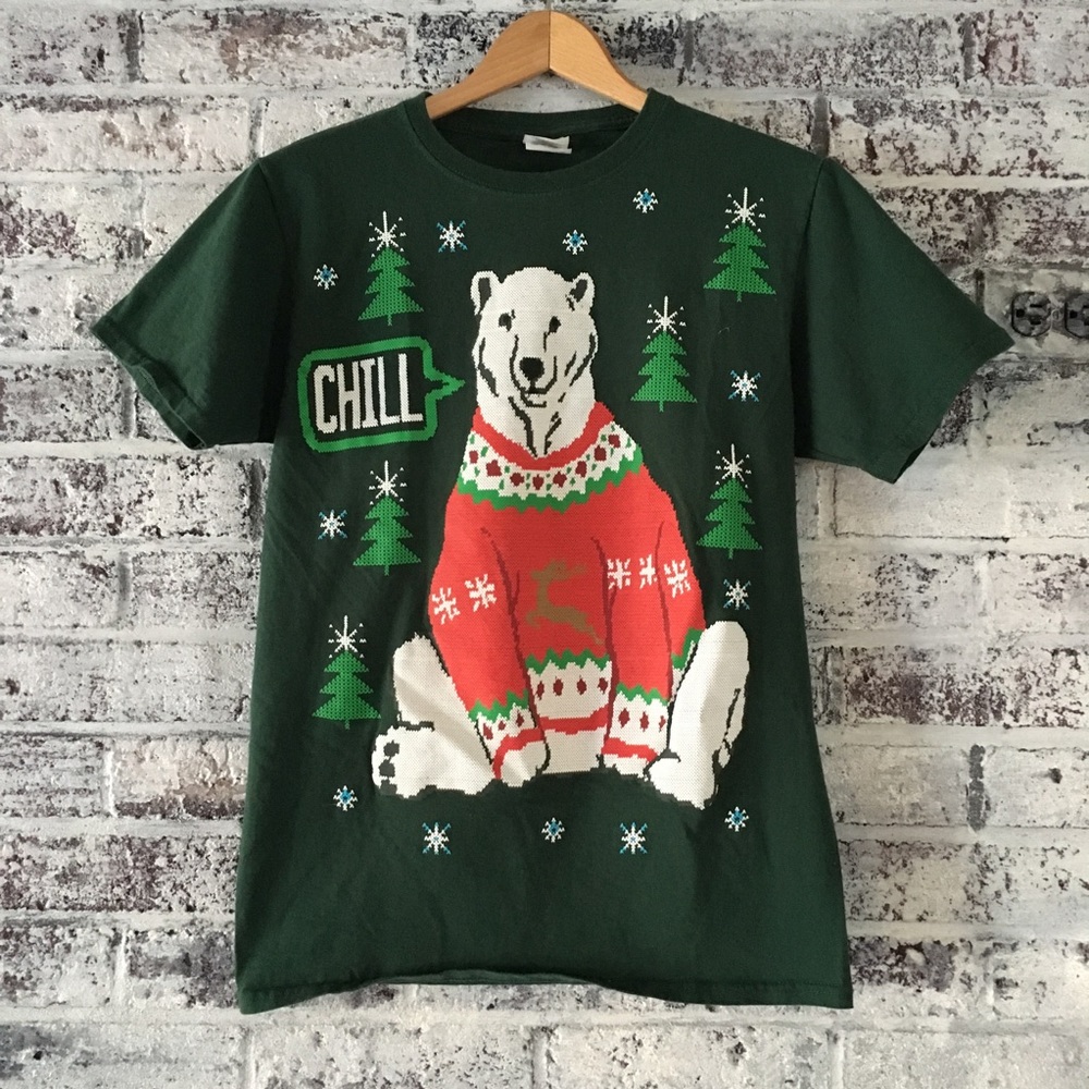 Christmas/Xmas holiday polar bear T shirt